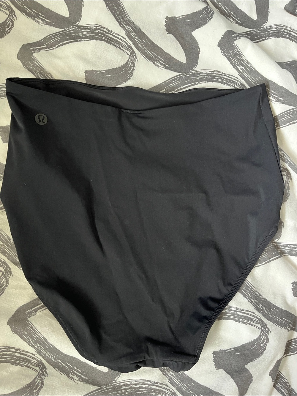 Lululemon swim bottoms - Picture 2 of 3
